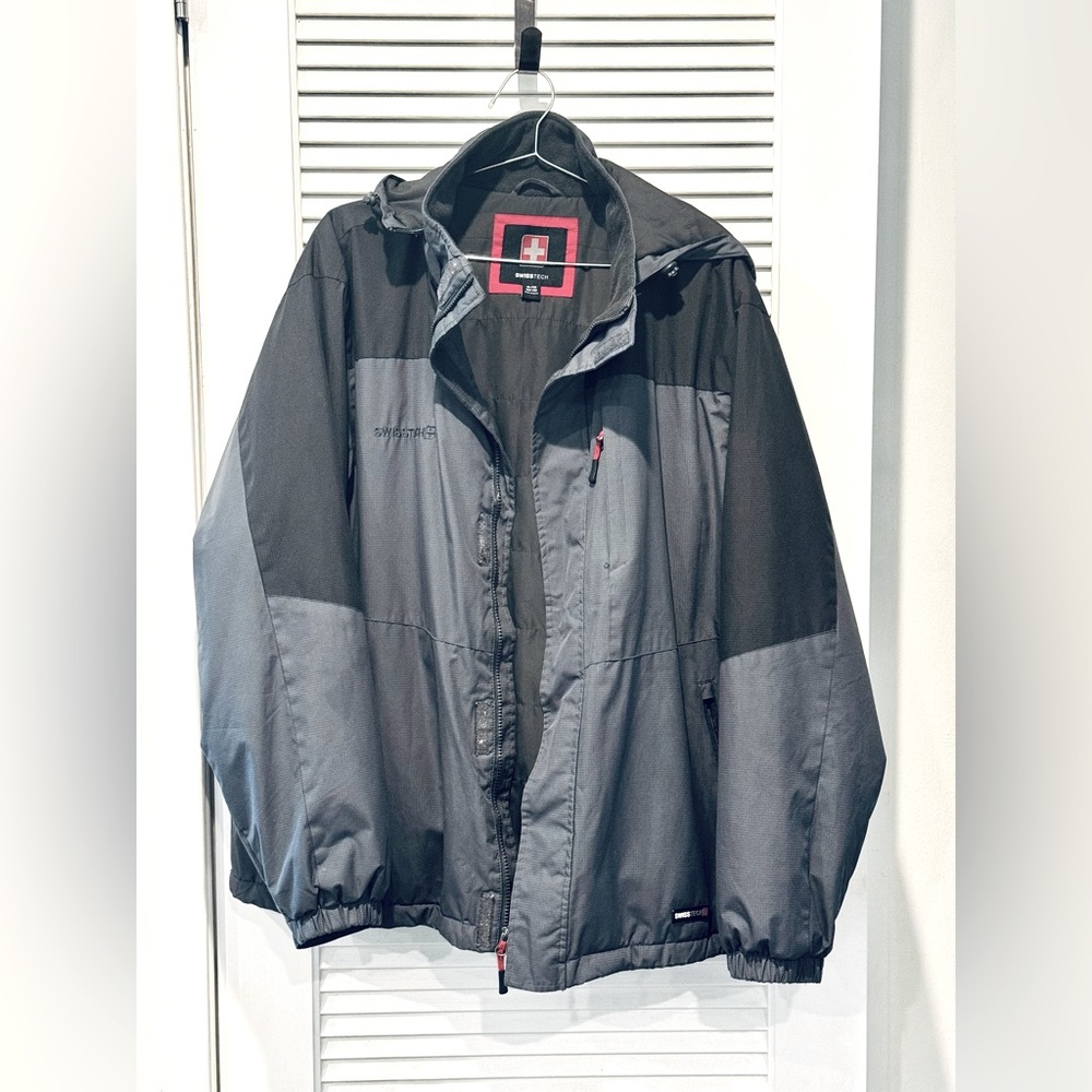Swiss Gear All-Weather, Hooded Rain/Snow Jacket